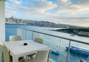 Sliema Seaview & seafront- APT 9, 49 Tigne Point Mansions